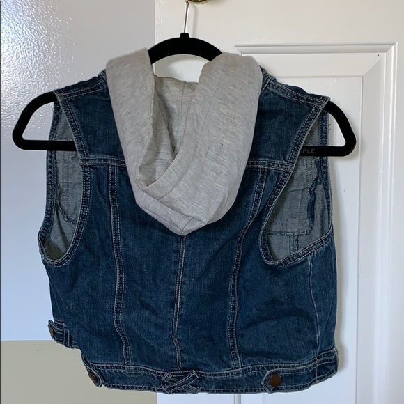 Forever 21 Denim Vest - Picture 3 of 3